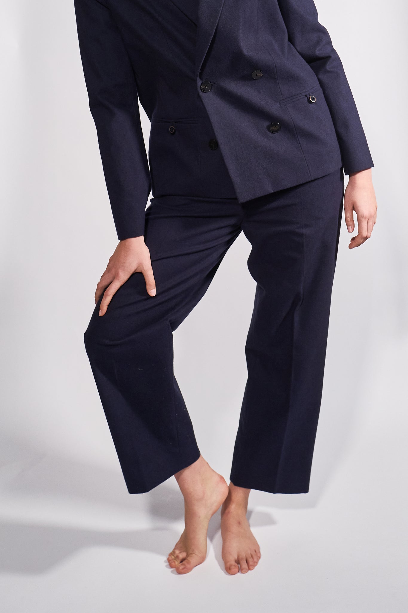 03/16 Mid-Waist Pants Navy female outfit - hello'ben store