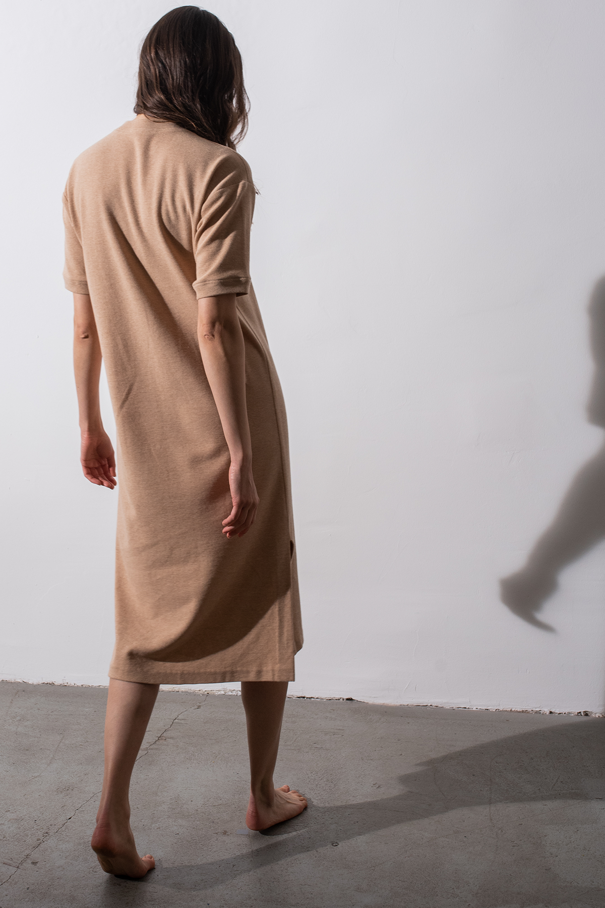 02/10 Midi Dress waffle piqué beige back - hello'ben store